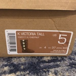 KOOLABURRA Ugg boots NWT